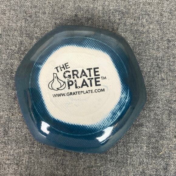 Grate Plate CERAMIC Grater Garlic Peeler BRUSH Kitchen Tool 3 Piece Set Unused - Picture 5 of 8